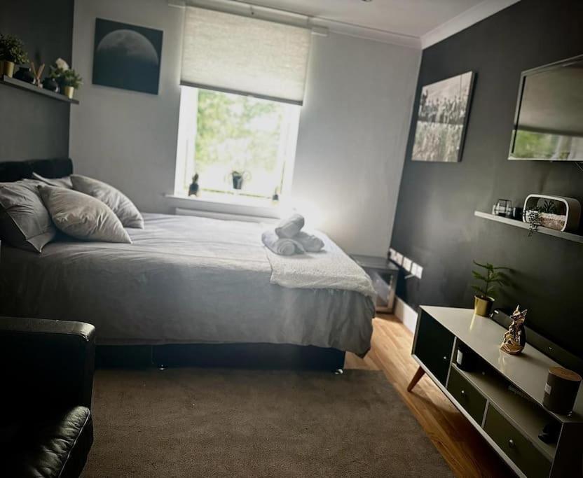 Stunning Luxury Croydon Gatwick Airport Close *